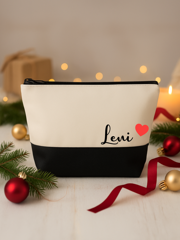 Kosmetiktasche mit Namen und Herz